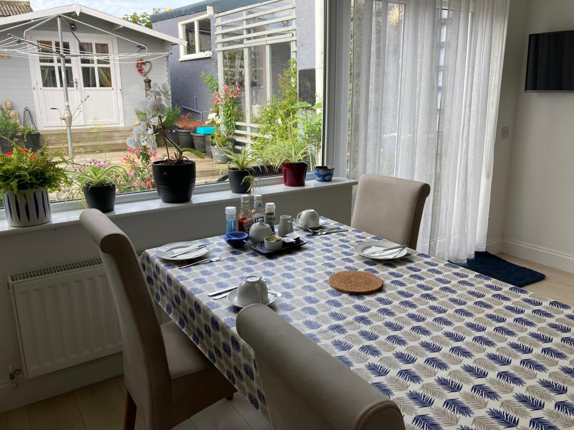 Hillcrest Bed & Breakfast 아이머스 외부 사진